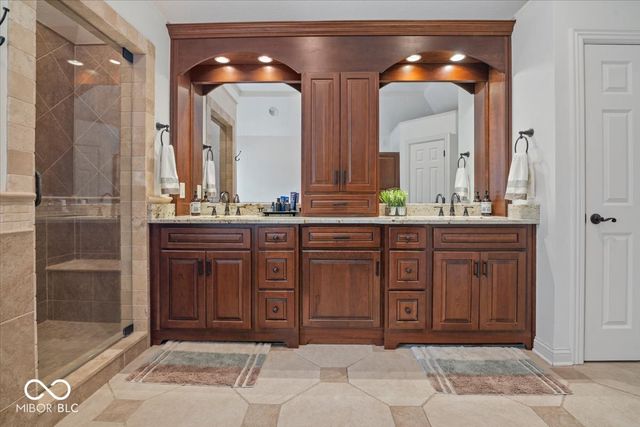 13672 Creekridge Lane, Fishers, IN 46055