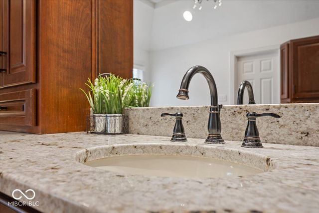 13672 Creekridge Lane, Fishers, IN 46055