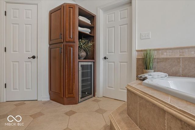 13672 Creekridge Lane, Fishers, IN 46055
