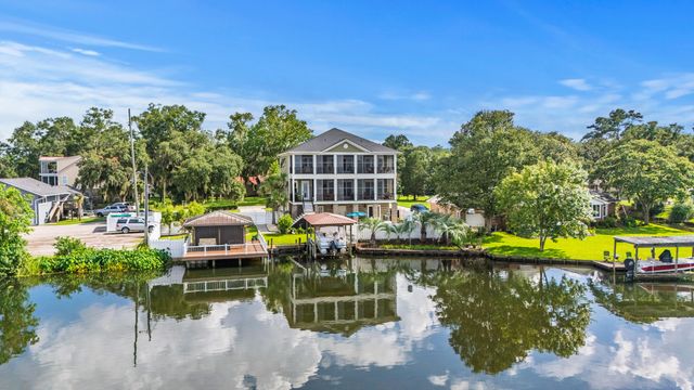 1305 Old Rice Mill Road, Moncks Corner, SC 29461