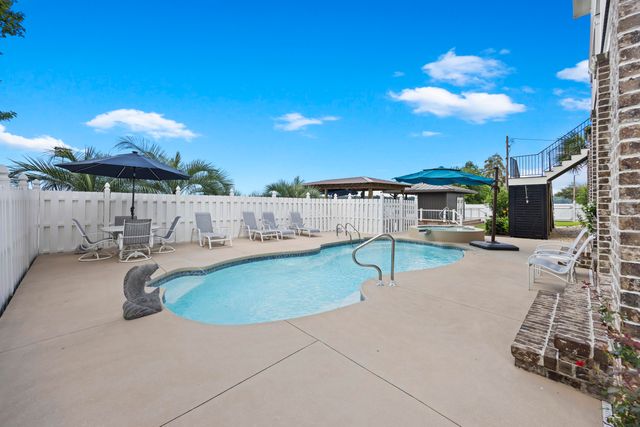 1305 Old Rice Mill Road, Moncks Corner, SC 29461