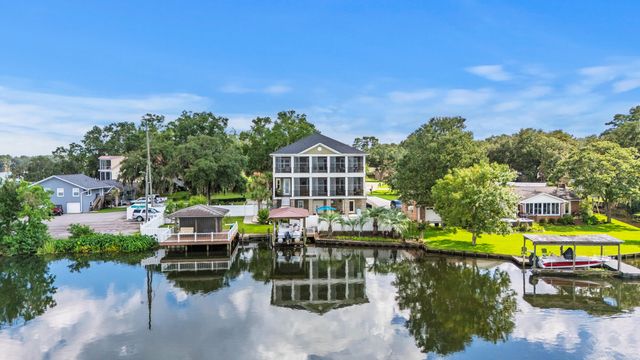 1305 Old Rice Mill Road, Moncks Corner, SC 29461