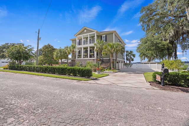 1305 Old Rice Mill Road, Moncks Corner, SC 29461