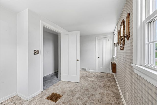 28707 Gilchrist Drive, Willowick, OH 44095