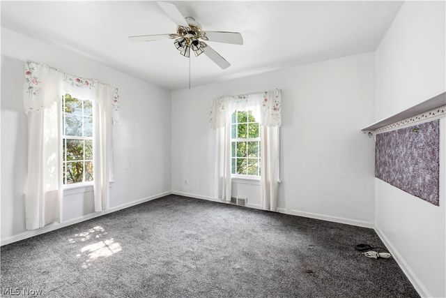 28707 Gilchrist Drive, Willowick, OH 44095