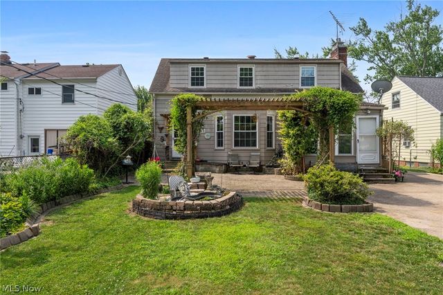 28707 Gilchrist Drive, Willowick, OH 44095