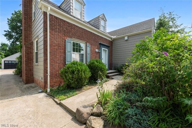 28707 Gilchrist Drive, Willowick, OH 44095
