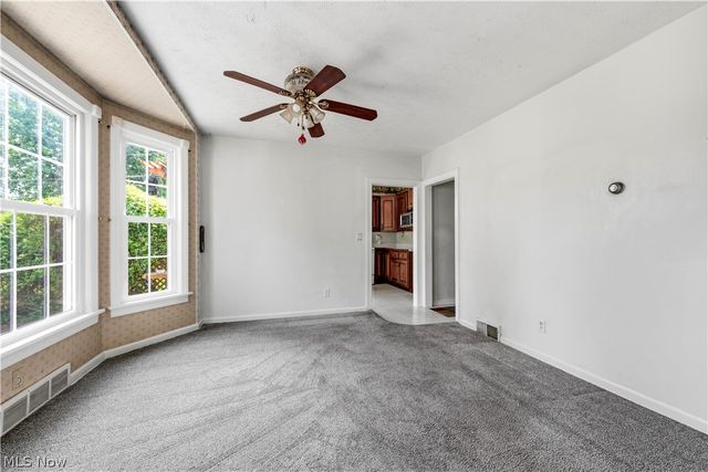 28707 Gilchrist Drive, Willowick, OH 44095