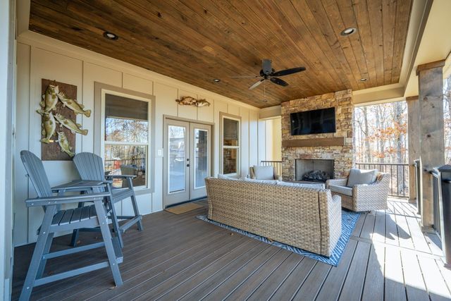 25 GENTLE RIDGE WAY, Savannah, TN 38372