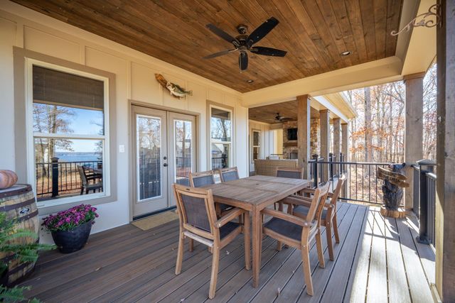 25 GENTLE RIDGE WAY, Savannah, TN 38372