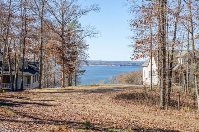 25 GENTLE RIDGE WAY, Savannah, TN 38372