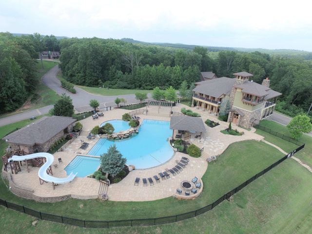 25 GENTLE RIDGE WAY, Savannah, TN 38372