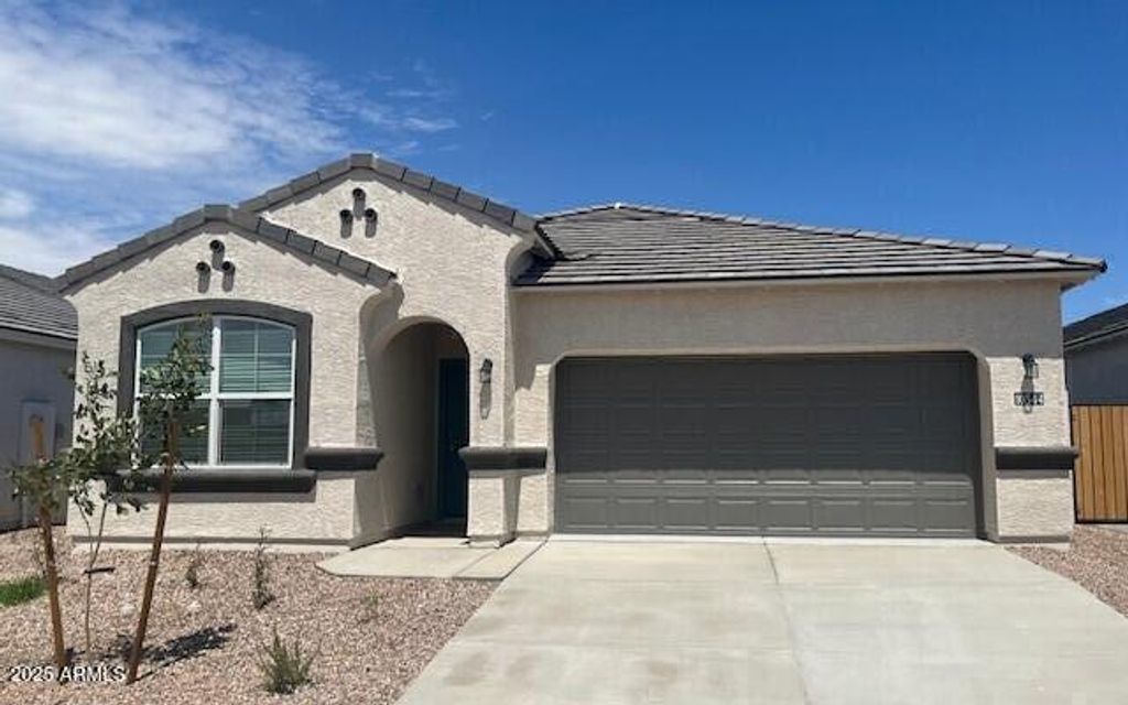 10628 W Spencer Run Run, Tolleson, AZ 85353
