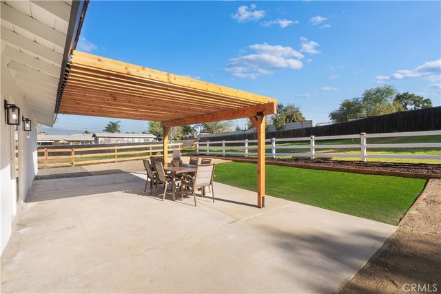 4669 California, Norco, CA 92860