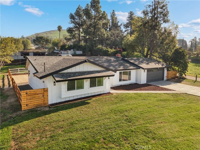 4669 California, Norco, CA 92860