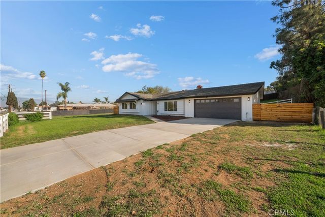 4669 California, Norco, CA 92860