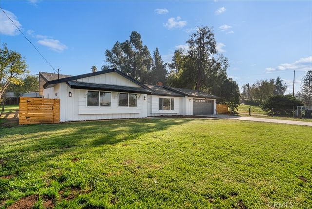 4669 California, Norco, CA 92860