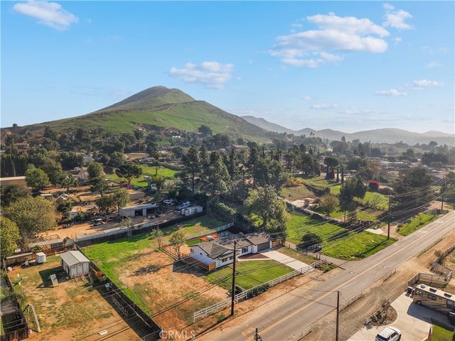 4669 California, Norco, CA 92860