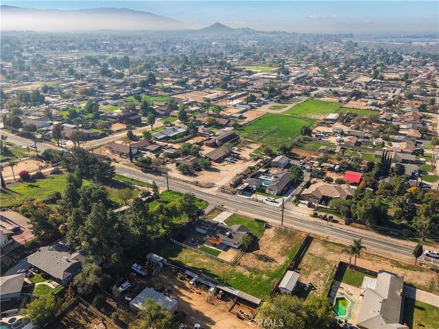 4669 California, Norco, CA 92860