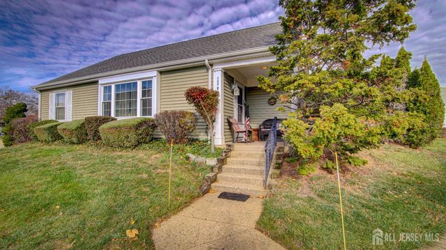 145-C Providence Way, Monroe, NJ 08831