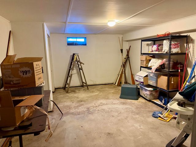 24 SHADWELL Road, Nashua, NH 03062