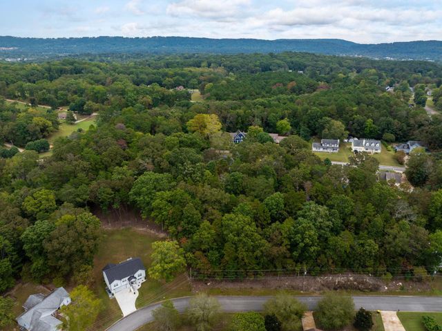 7215 Flagstone Drive, Ooltewah, TN 37363