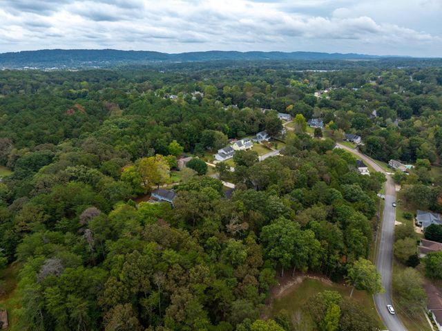 7215 Flagstone Drive, Ooltewah, TN 37363