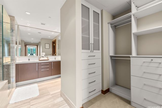 1555 Kapiolani Boulevard 1800, Honolulu, HI 96814