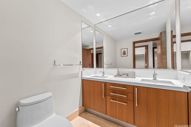 1555 Kapiolani Boulevard 1800, Honolulu, HI 96814