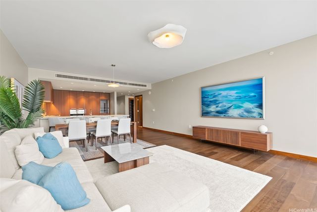 1555 Kapiolani Boulevard 1800, Honolulu, HI 96814
