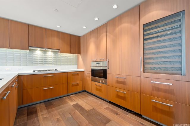 1555 Kapiolani Boulevard 1800, Honolulu, HI 96814