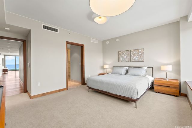 1555 Kapiolani Boulevard 1800, Honolulu, HI 96814