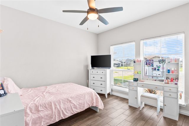 1481 Lady Claudia St, Corpus Christi, TX 78415