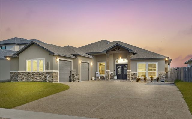 1481 Lady Claudia St, Corpus Christi, TX 78415