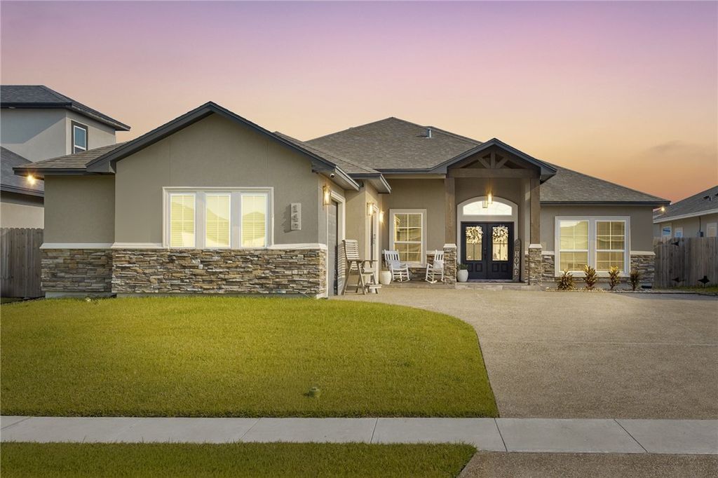 1481 Lady Claudia St, Corpus Christi, TX 78415