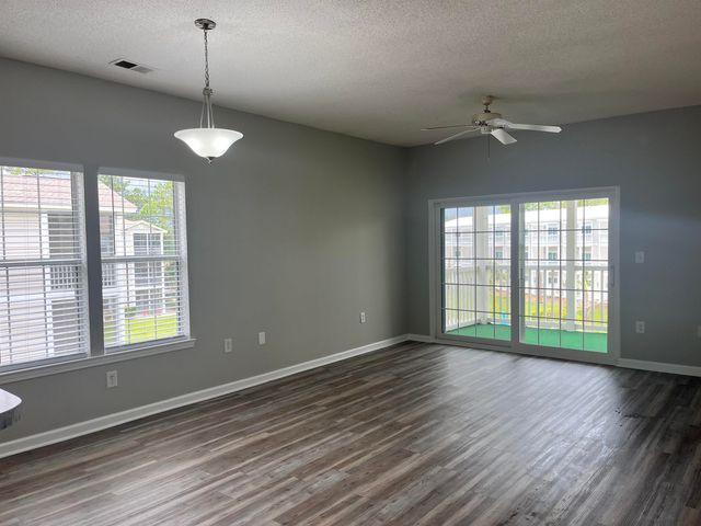 2498 Coastline Ct Unit 301, Murrells Inlet, SC 29576