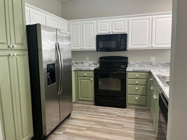 2498 Coastline Ct Unit 301, Murrells Inlet, SC 29576
