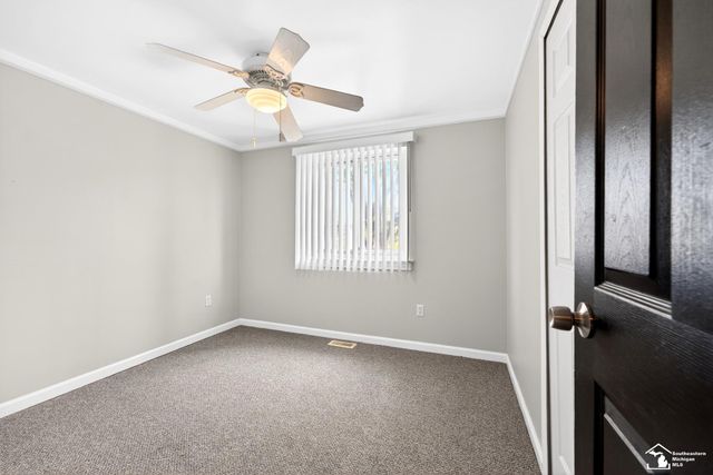 27485 Wyatt Avenue, Brownstown Twp, MI 48183