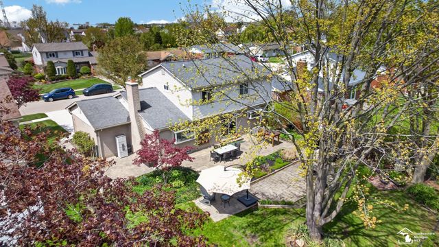 27485 Wyatt Avenue, Brownstown Twp, MI 48183