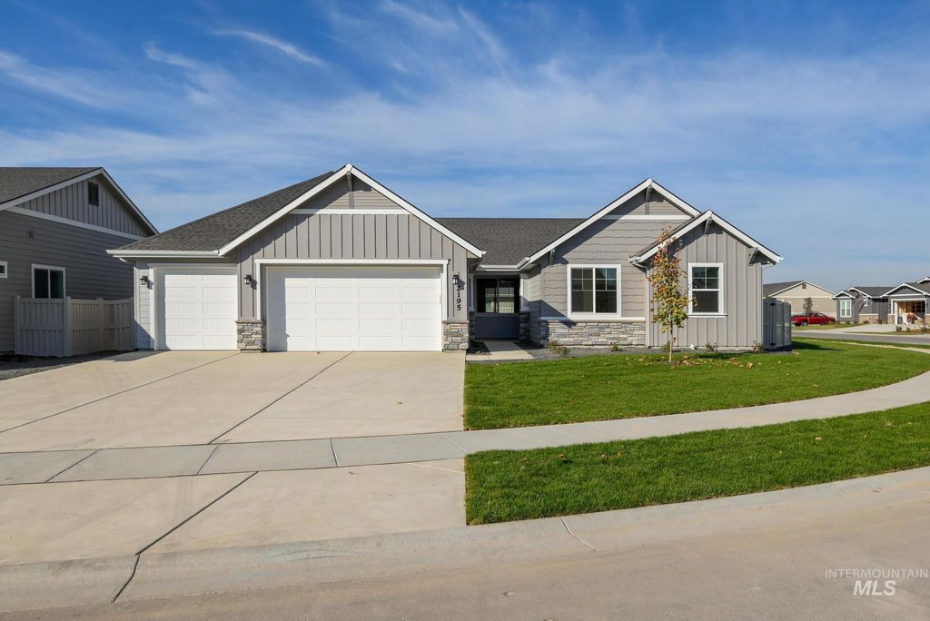 9606 W Greytown Ct, Star, ID 83669
