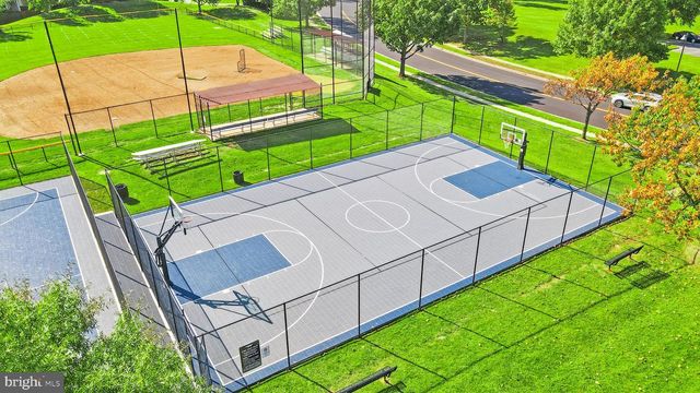 21070 TYLER TOO TER, Ashburn, VA 20147