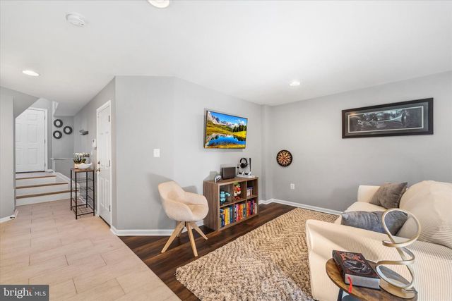 21070 TYLER TOO TER, Ashburn, VA 20147