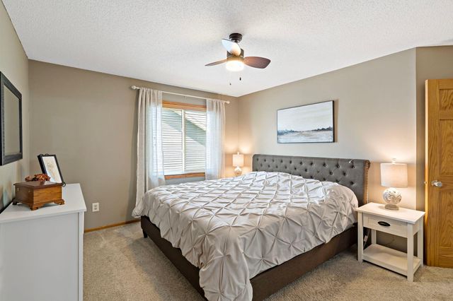 2401 Hydram Avenue N, Oakdale, MN 55128