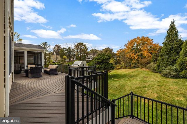 1710 DOVE POINT CT, Vienna, VA 22182