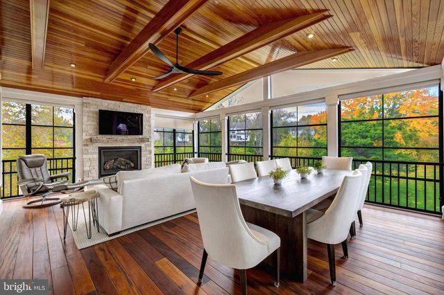 1710 DOVE POINT CT, Vienna, VA 22182