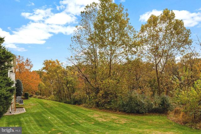 1710 DOVE POINT CT, Vienna, VA 22182