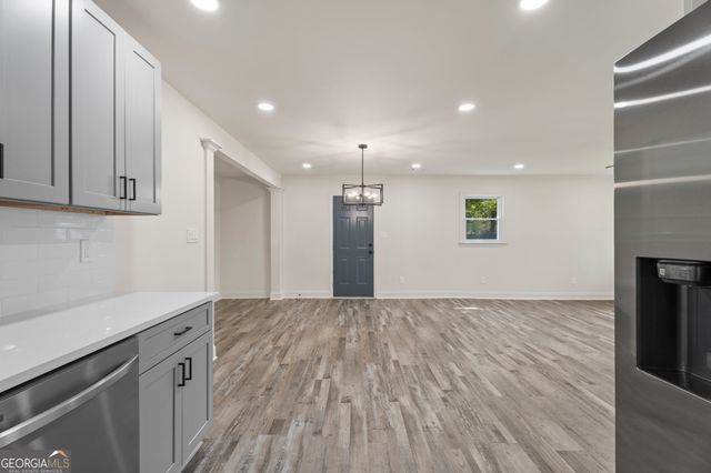 2718 Somerton Drive, Morrow, GA 30260