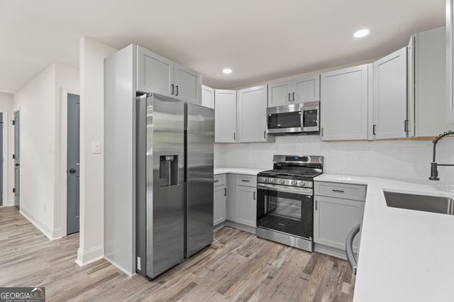2718 Somerton Drive, Morrow, GA 30260