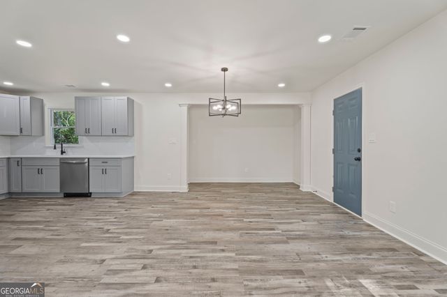 2718 Somerton Drive, Morrow, GA 30260