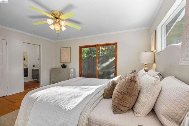 45 Sleepy Hollow Ln, Orinda, CA 94563